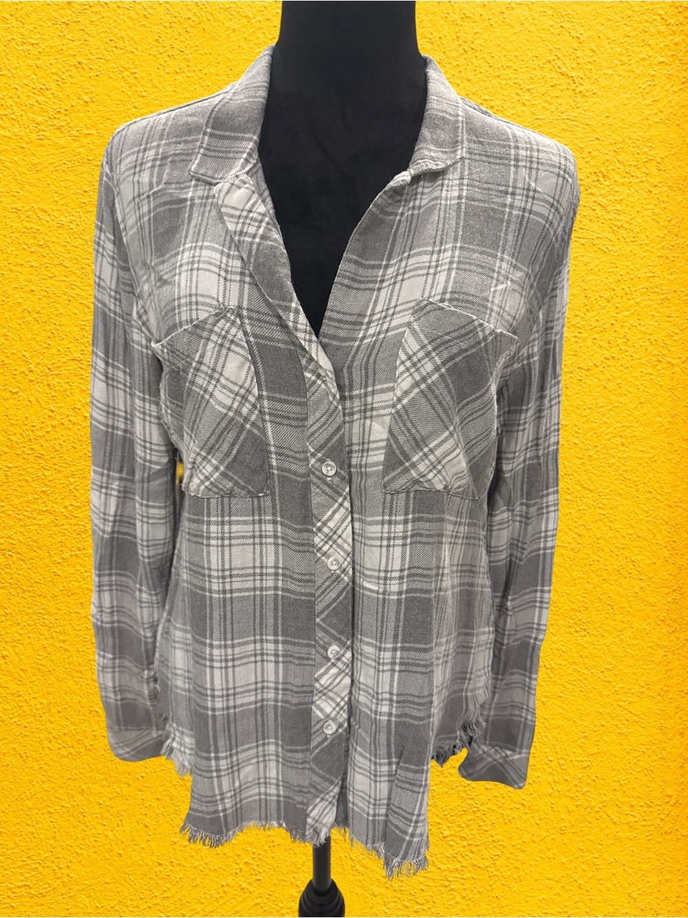 cloth & stone Gray Plaid Shirt with Black Trim